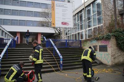 Stuttgart: Feueralarm in Schule